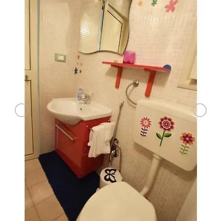 Holiday House Del Teatro Apartment *